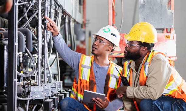 Best Electrical Contractors for Businesses  in Stallion Springs, CA