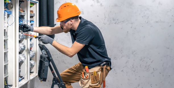 Best Licensed Electrician  in Stallion Springs, CA